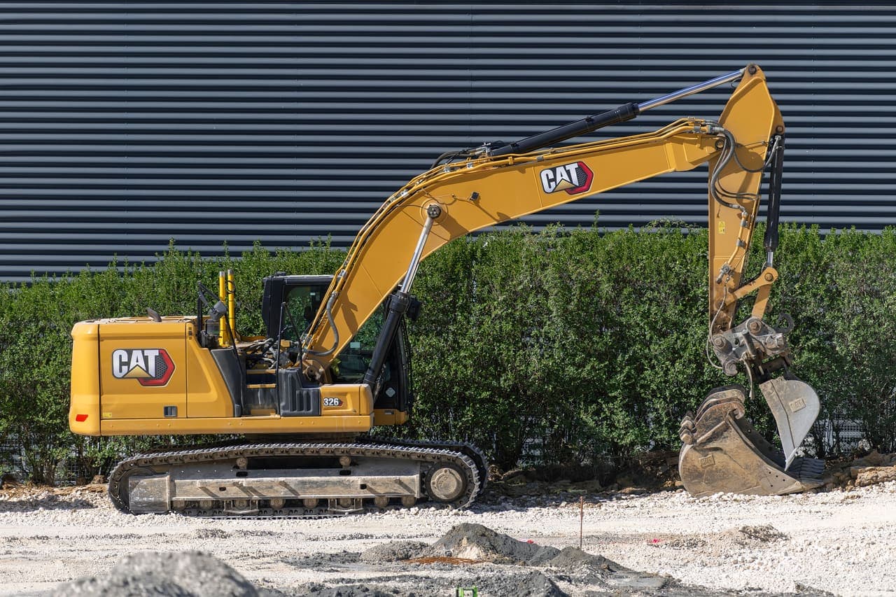 Caterpillar 326