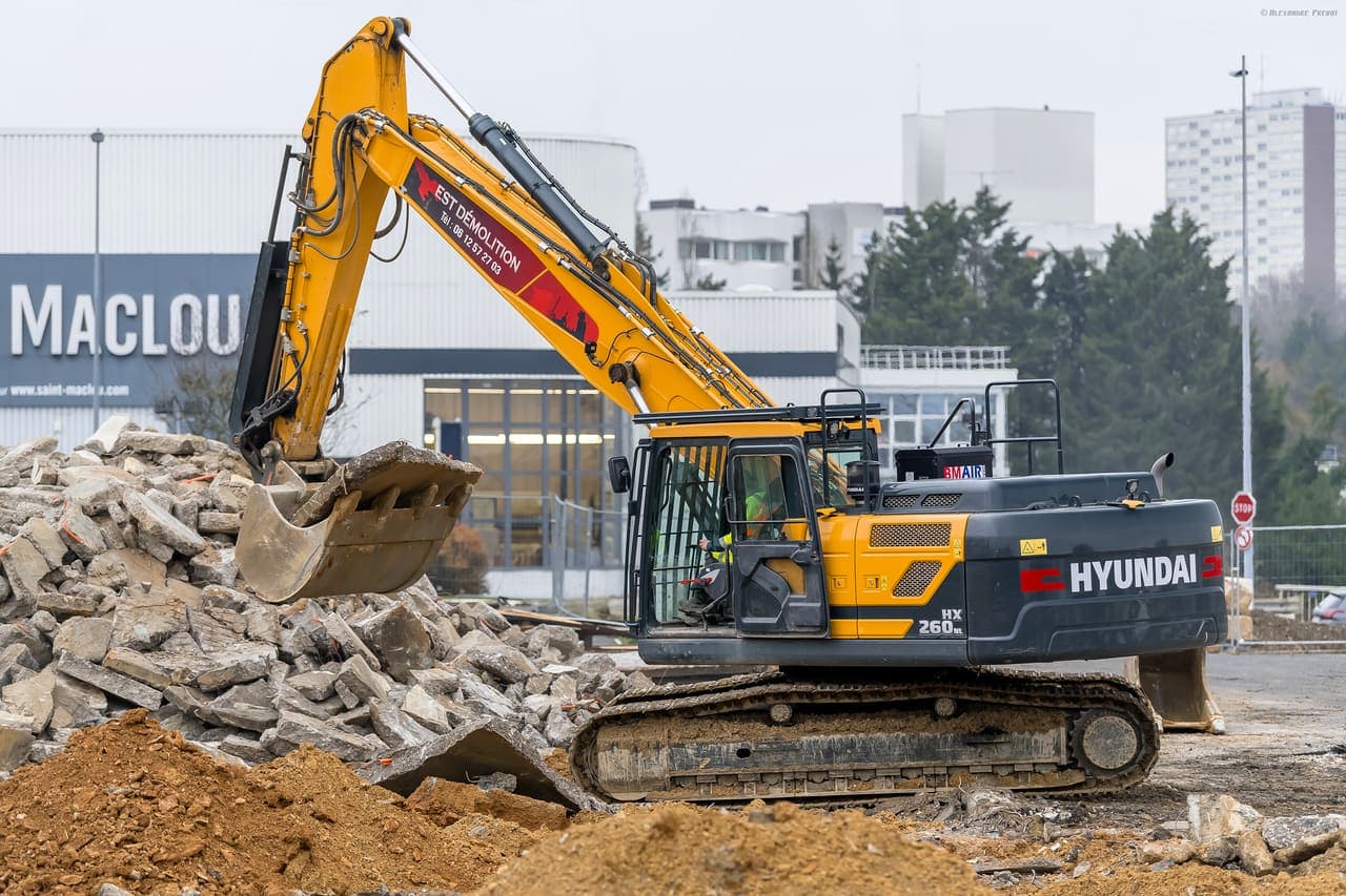 Hyundai HX260