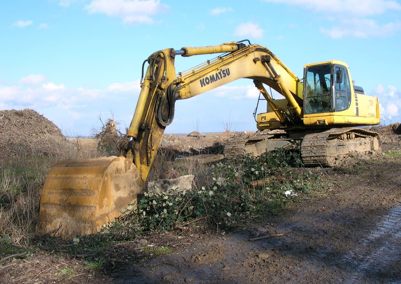 Komatsu PC340