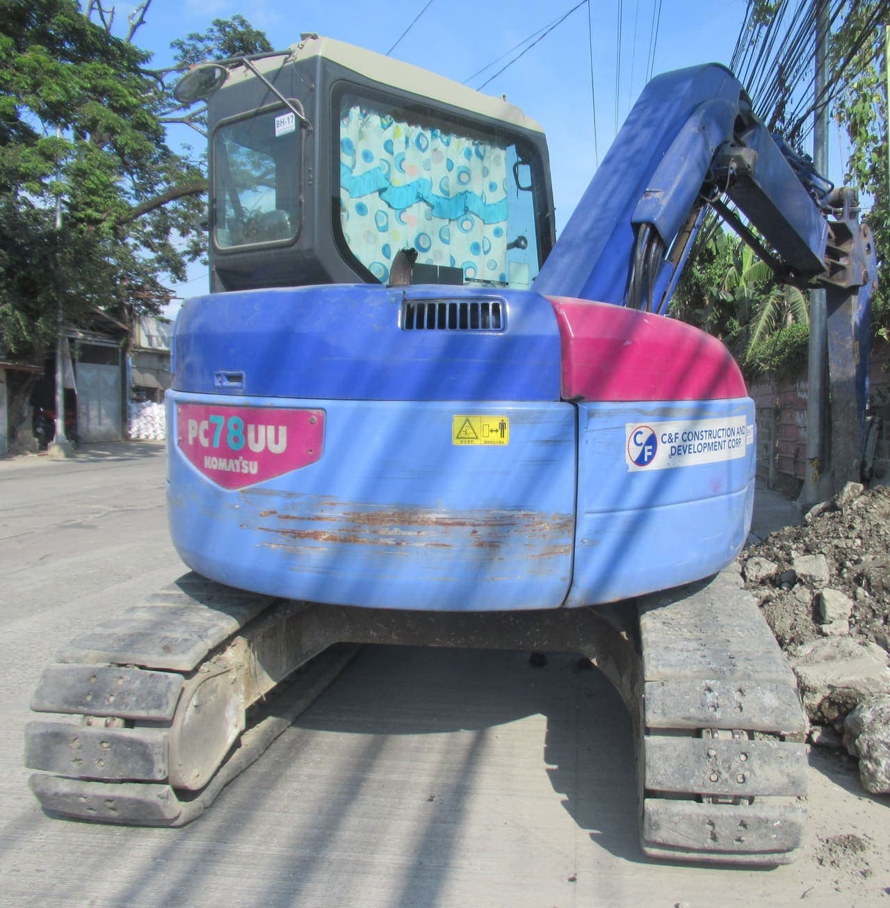 Komatsu PC78UU