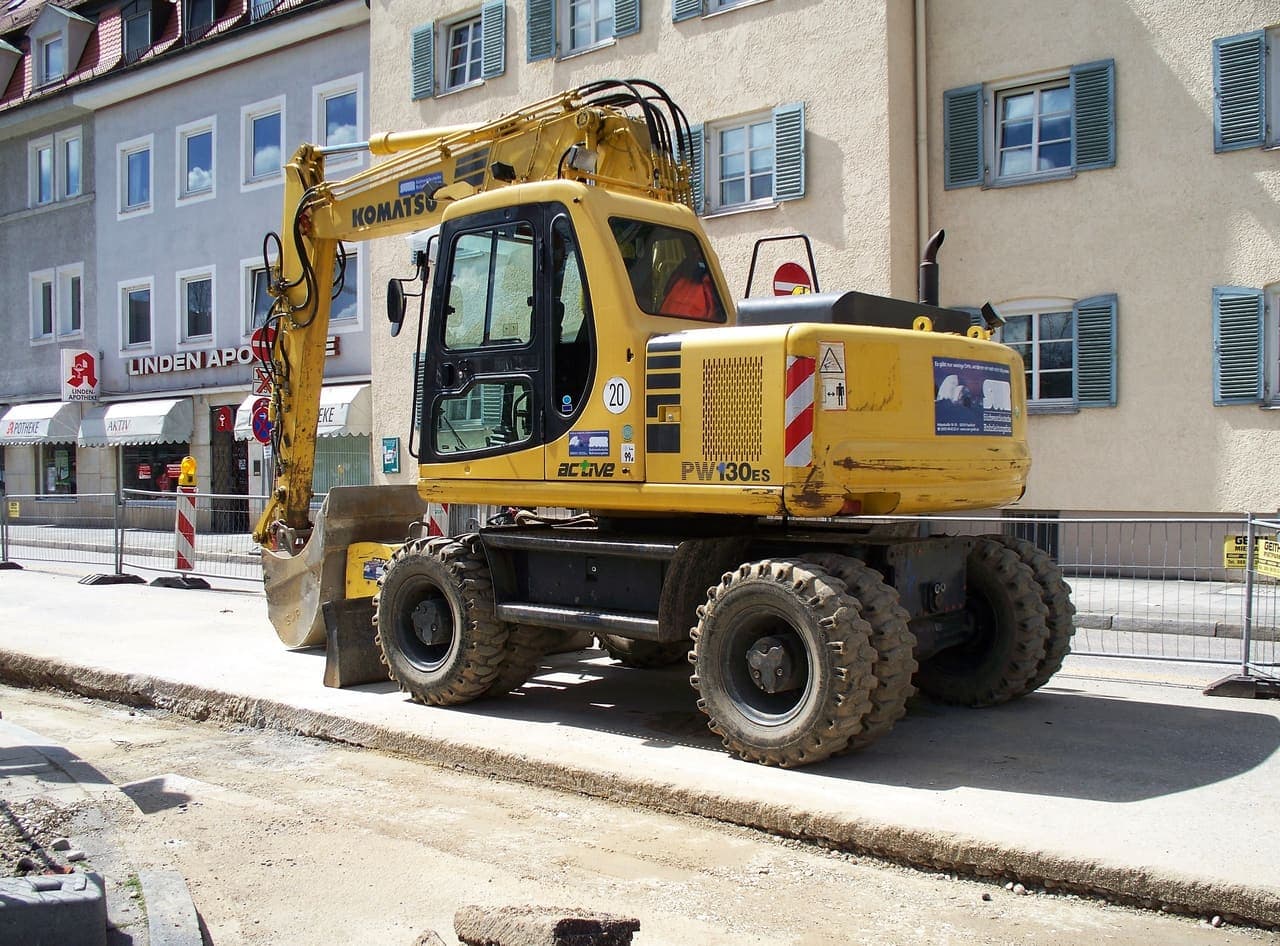Komatsu PW130ES