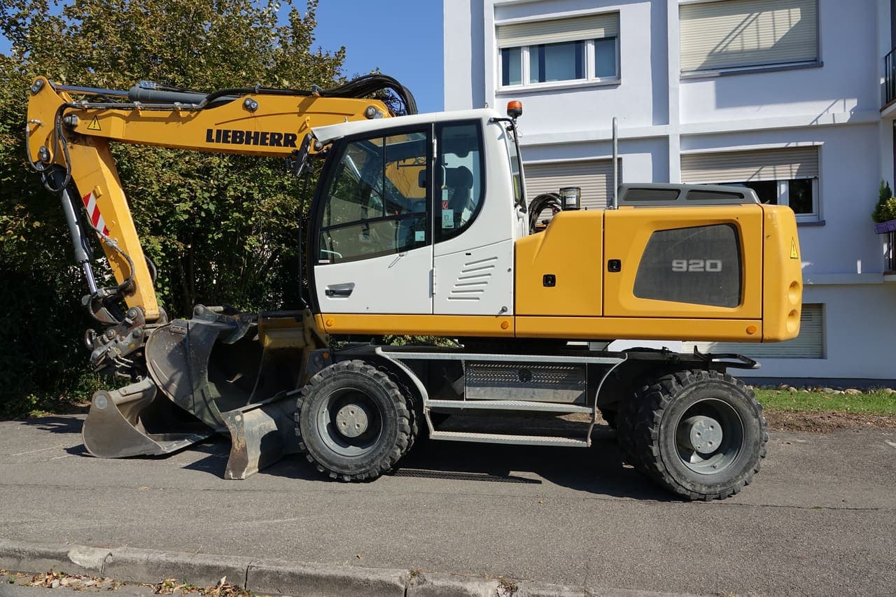 Liebherr A 920
