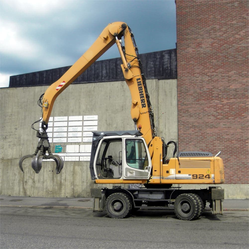 Liebherr A 924