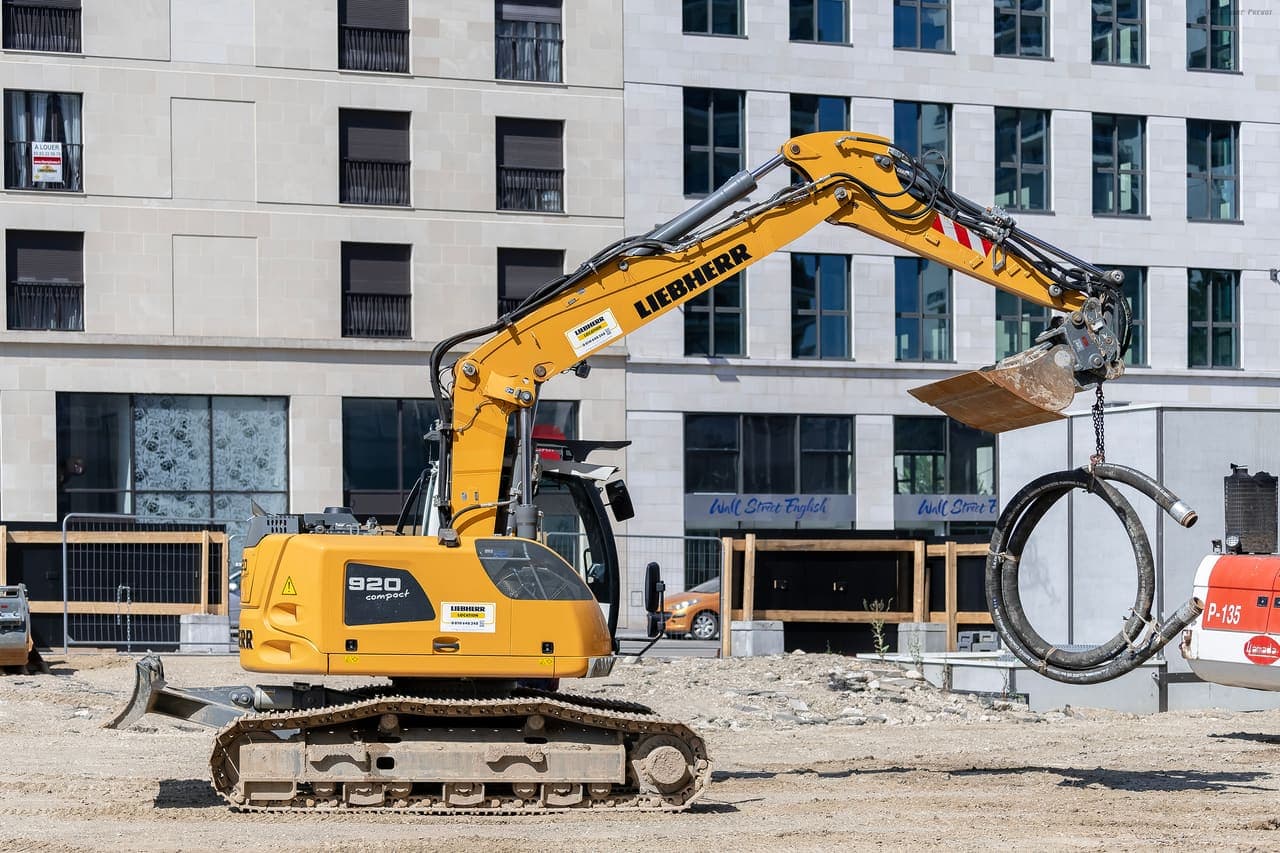 Liebherr R 920