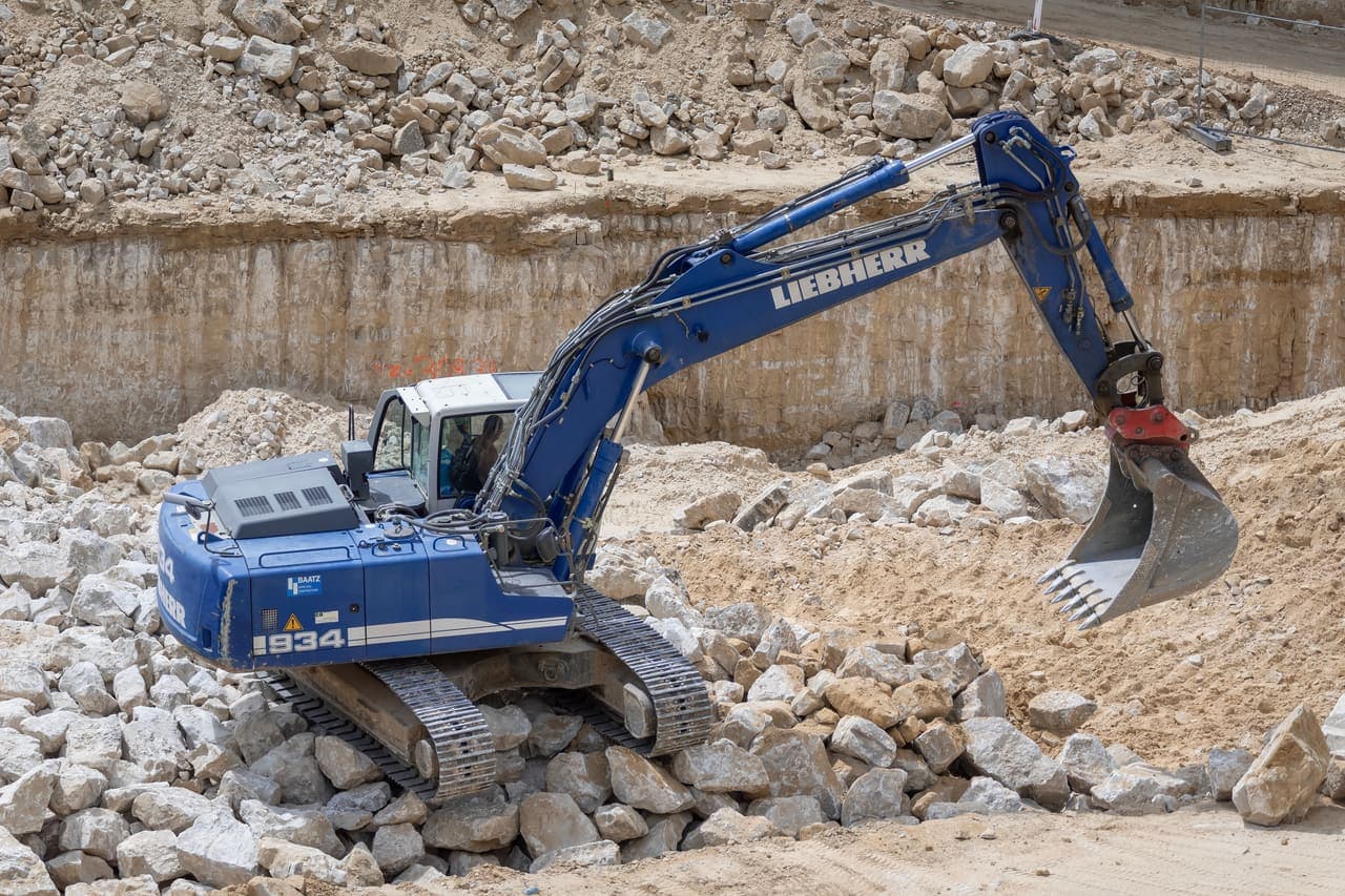 Liebherr R 934