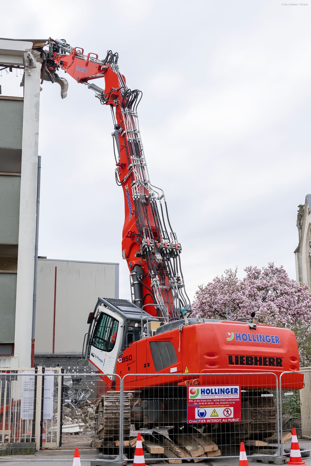 Liebherr R 950