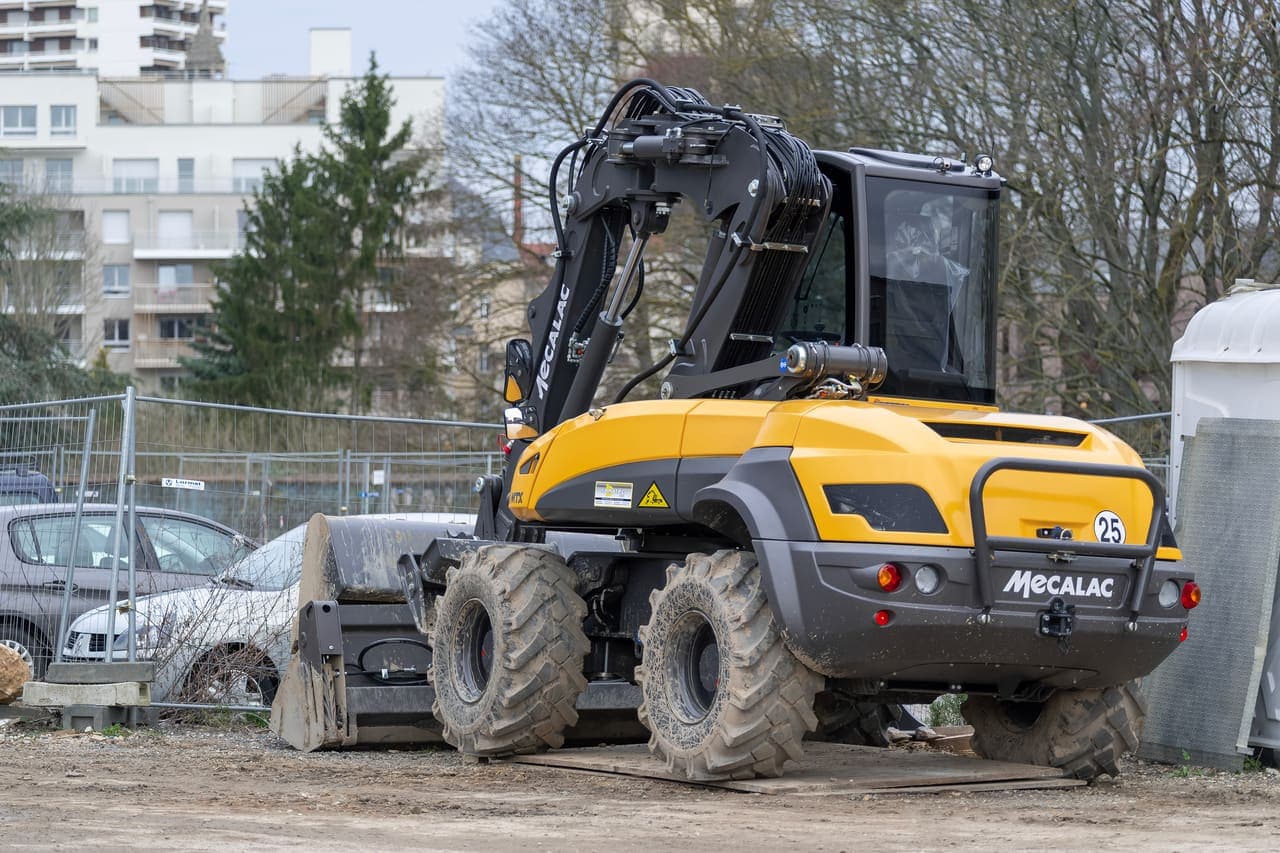 Mecalac 12MTX