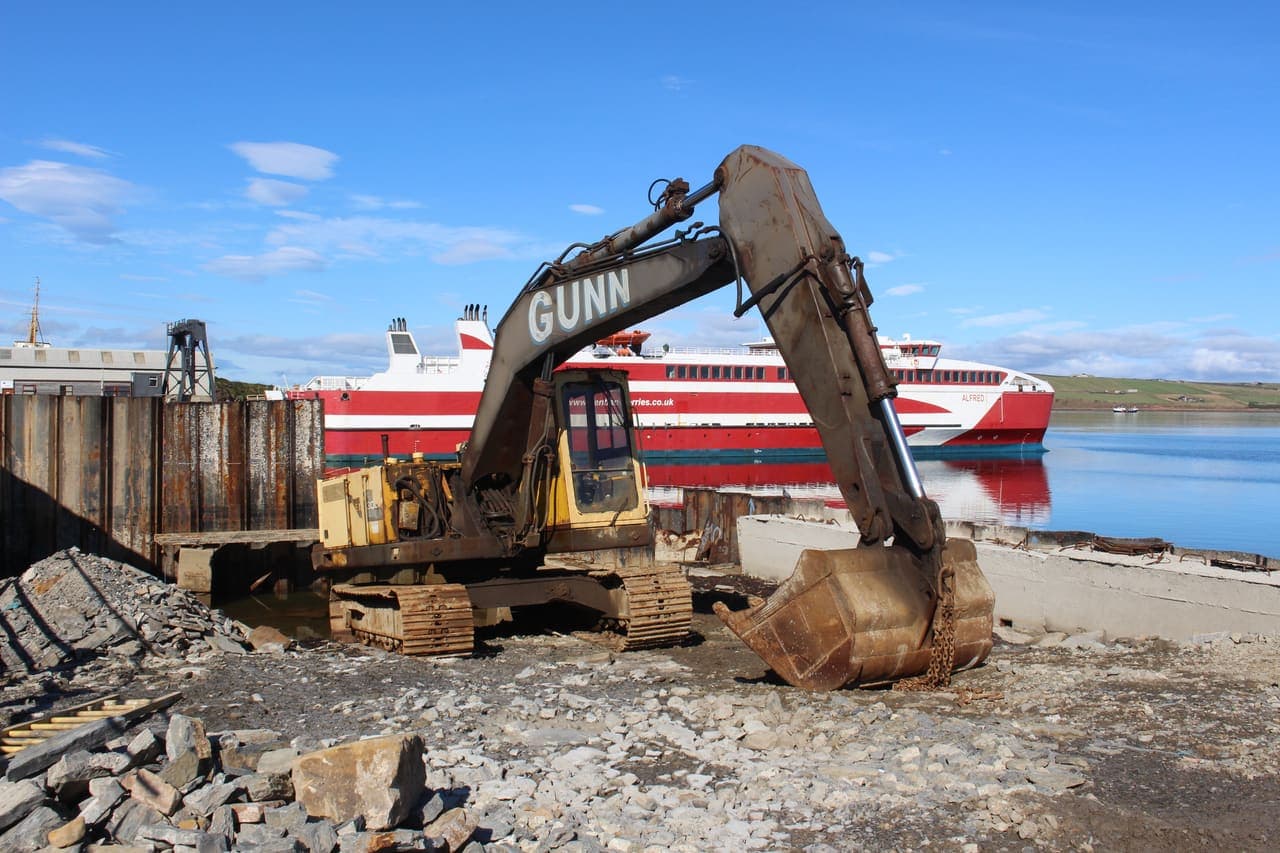 Volvo EC300