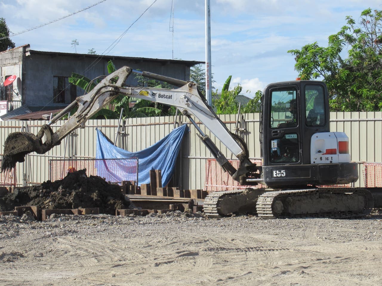 Bobcat E55