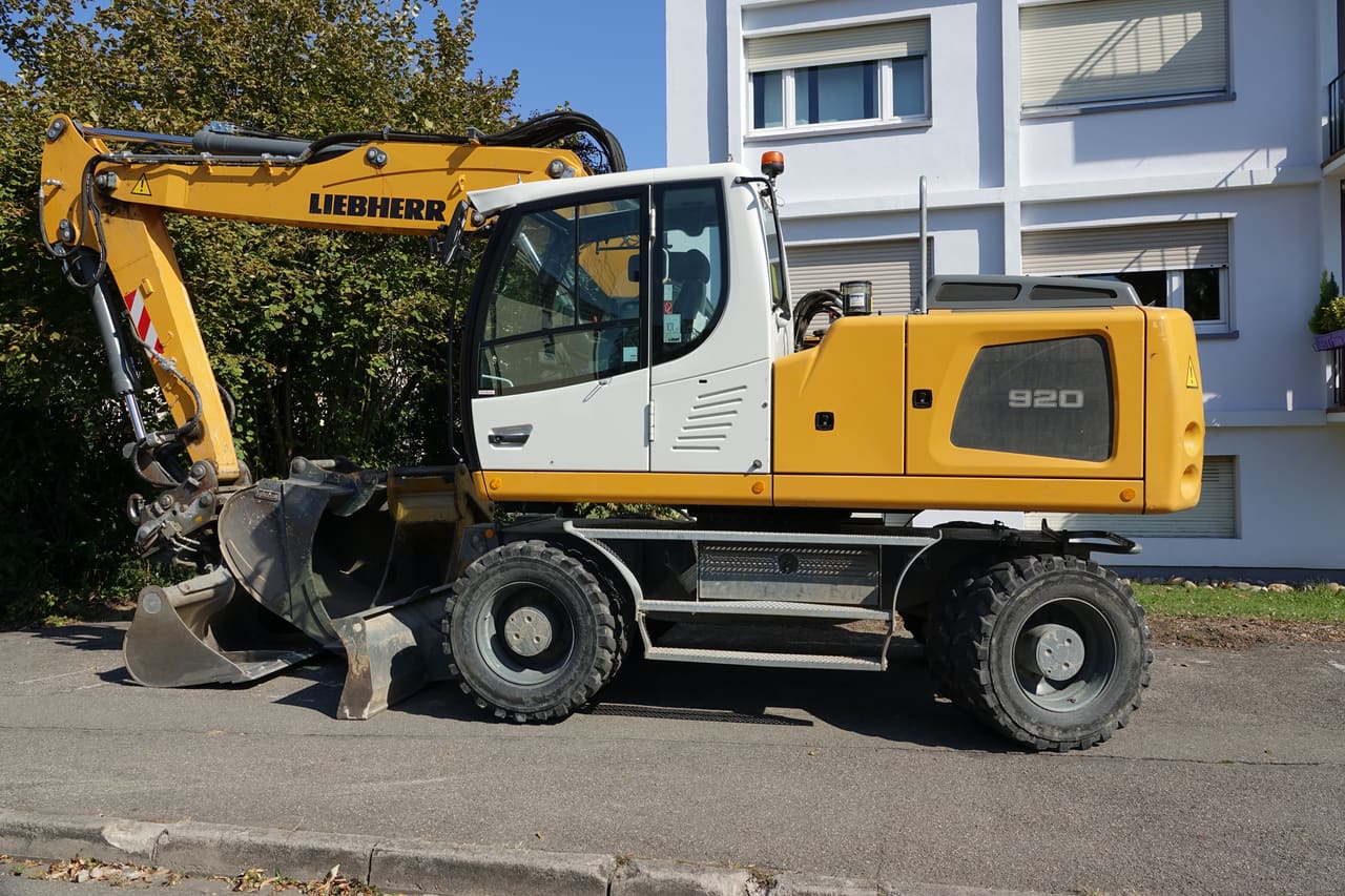 Liebherr A 920